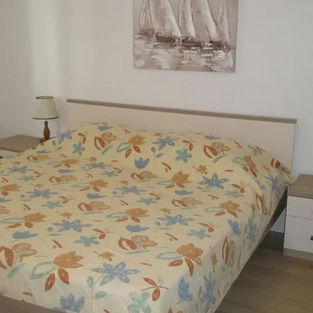 Mateo - 60m From Sea *